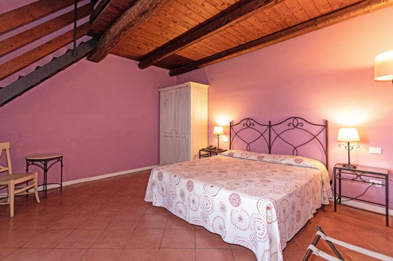 Hotel Etna 3*