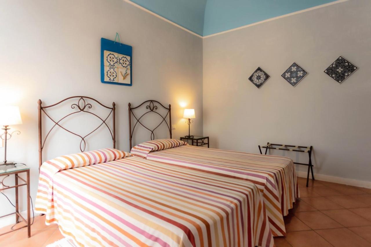 Etna Hotel 3*