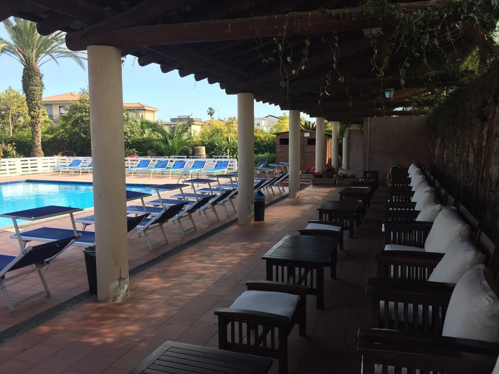 Hotel Etna