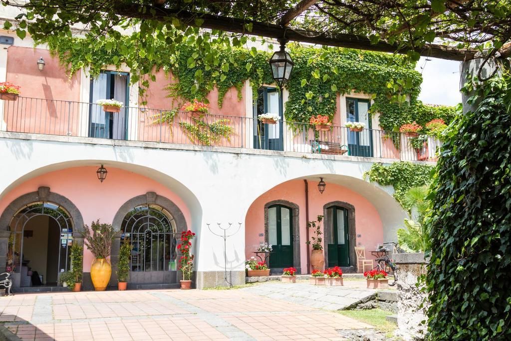 Etna Hotel 3*